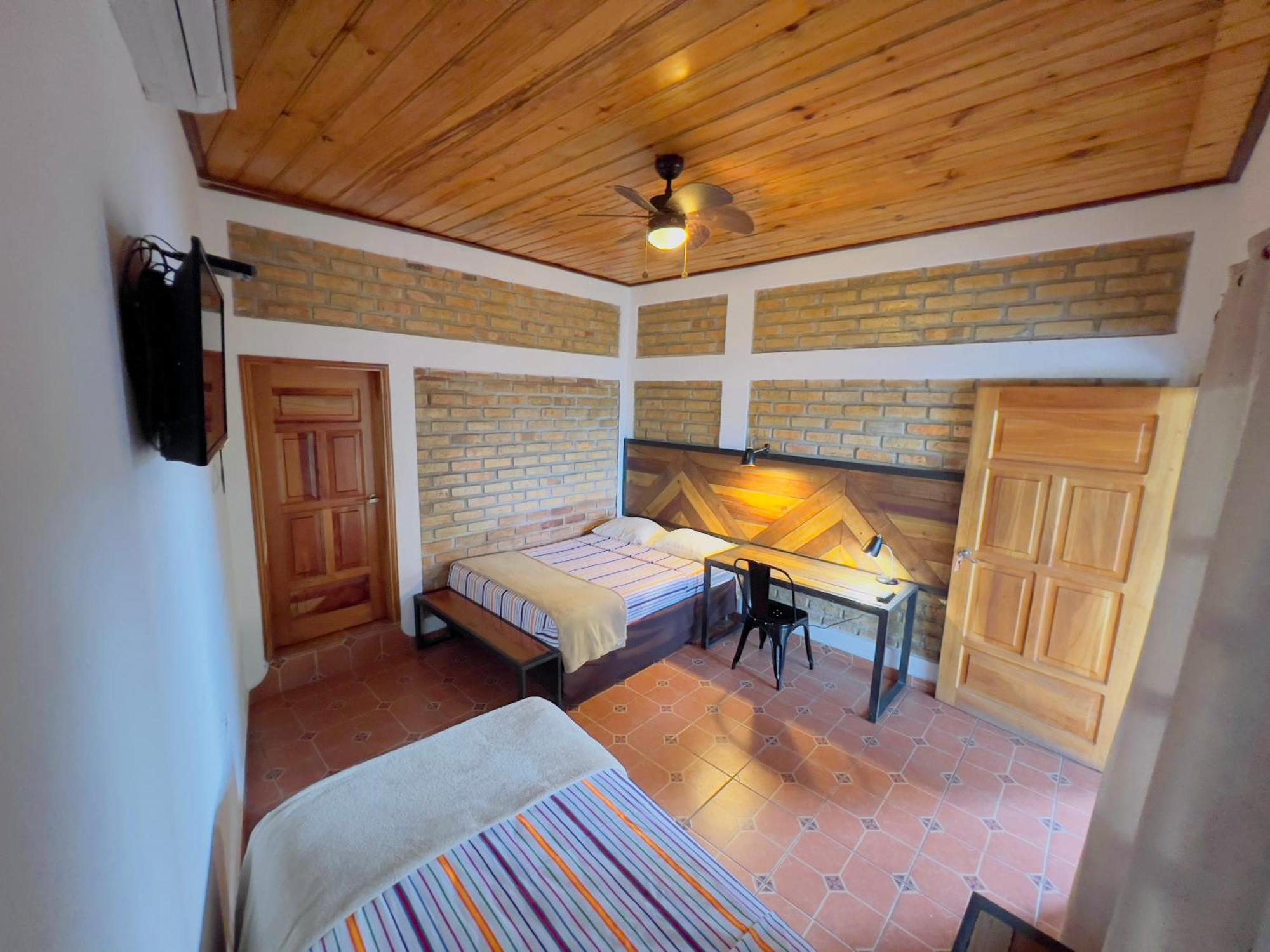 Jardin Cafe Hotel & Restaurant กราเซียส ภายนอก รูปภาพ