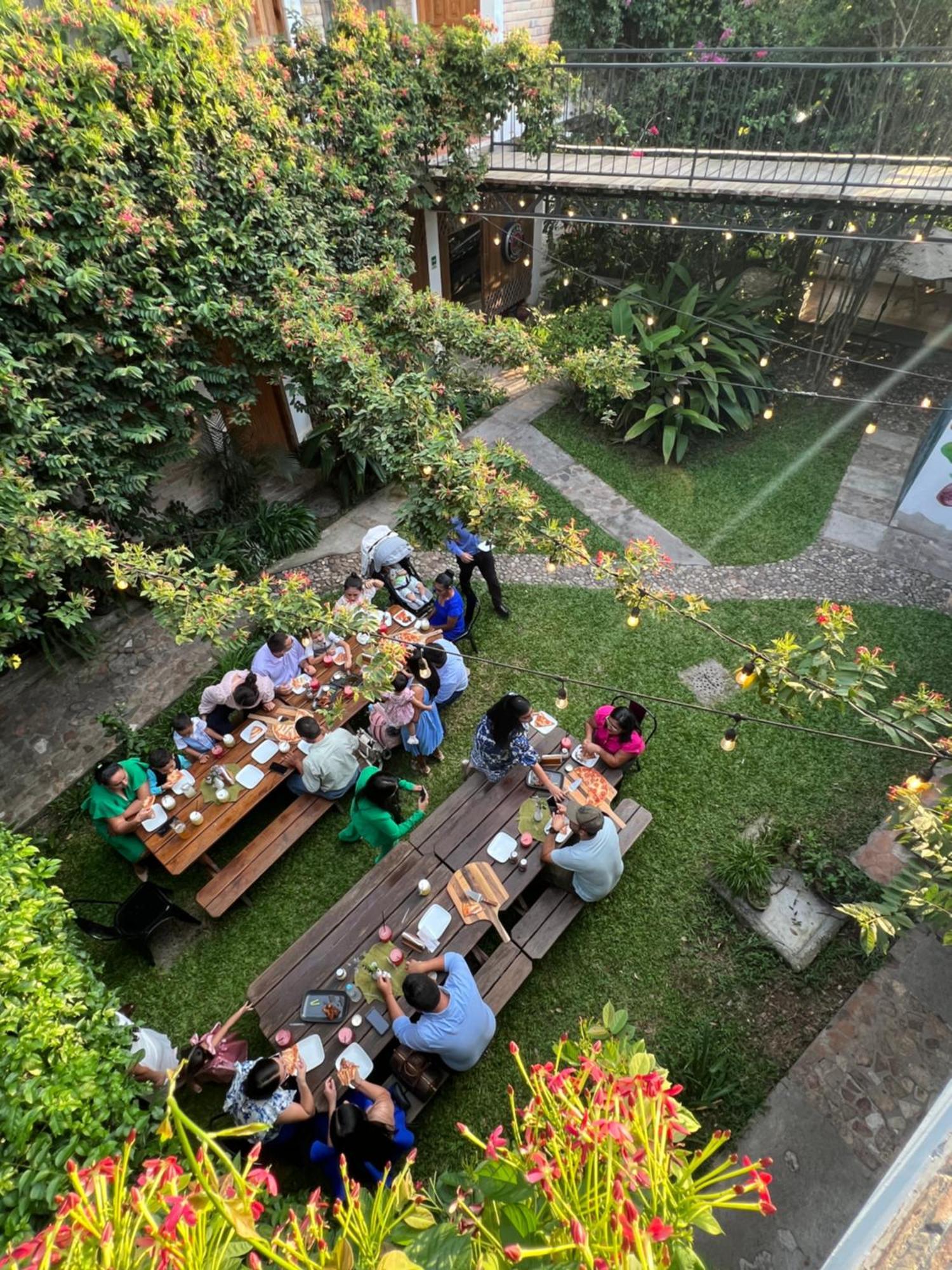 Jardin Cafe Hotel & Restaurant กราเซียส ภายนอก รูปภาพ