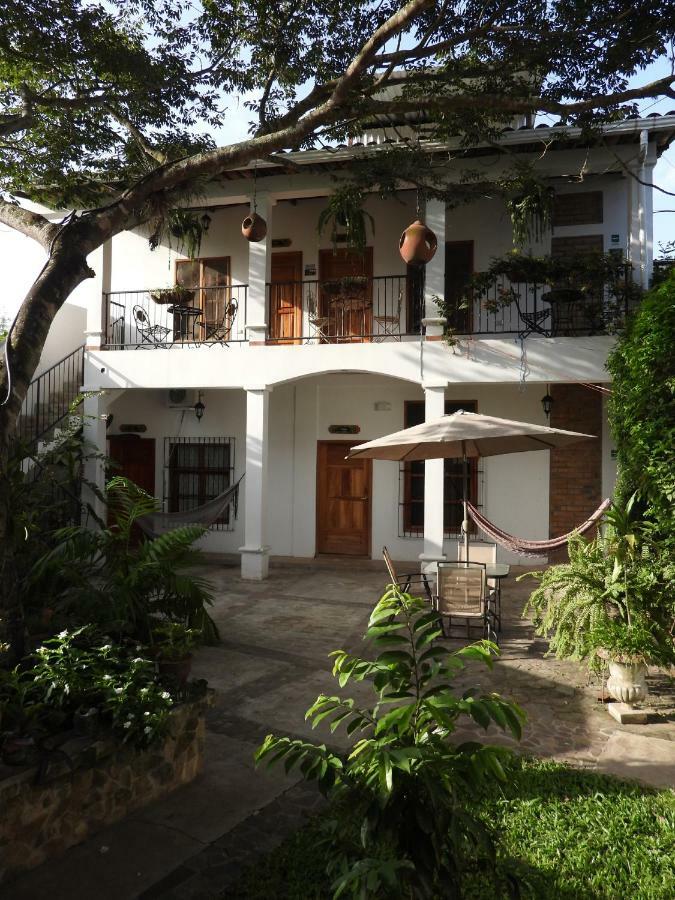 Jardin Cafe Hotel & Restaurant กราเซียส ภายนอก รูปภาพ