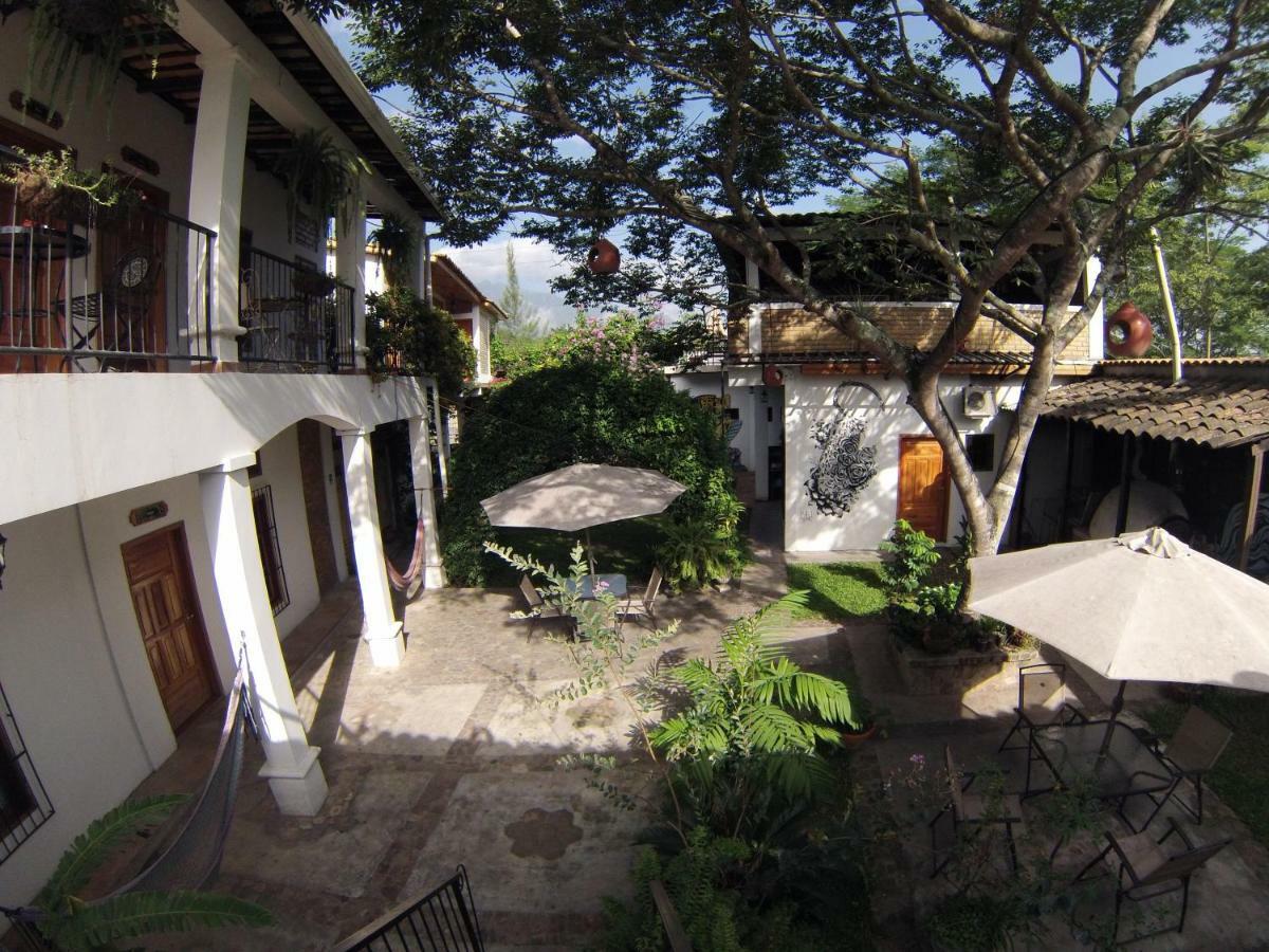 Jardin Cafe Hotel & Restaurant กราเซียส ภายนอก รูปภาพ